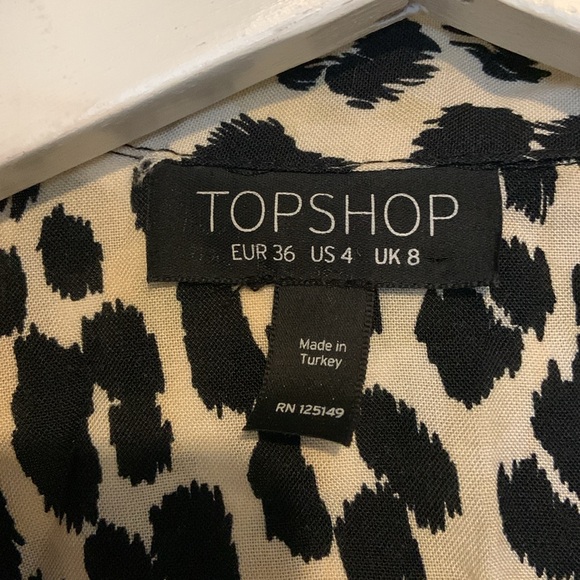 TOPSHOP - long leopard print button up blouse - Picture 2 of 4